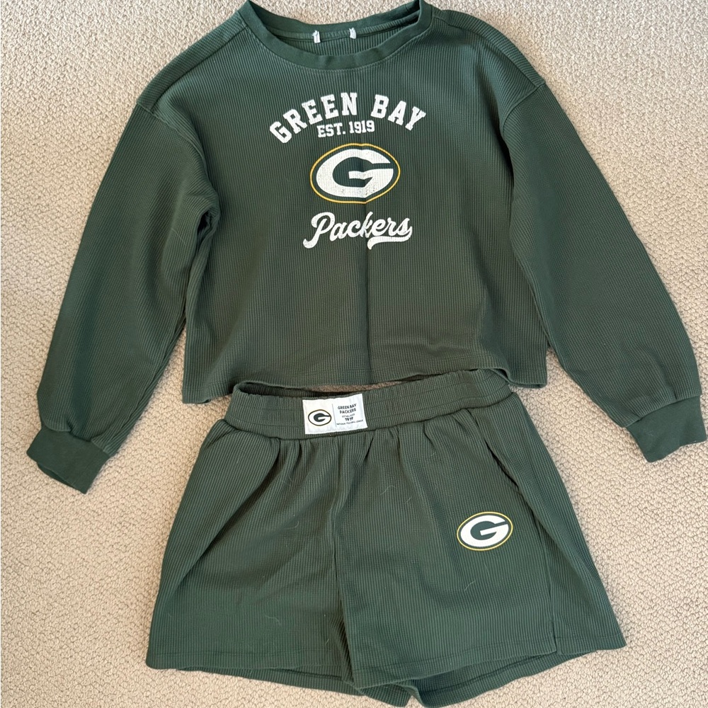 Green Bay Packers Sweatshirt and Shorts Set